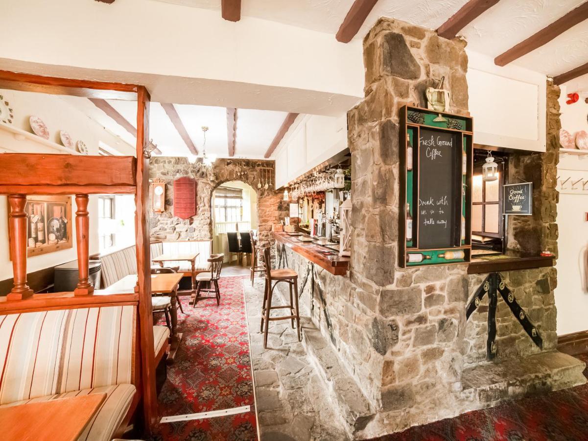 Oyo Station Road Inn 래넬리 외부 사진